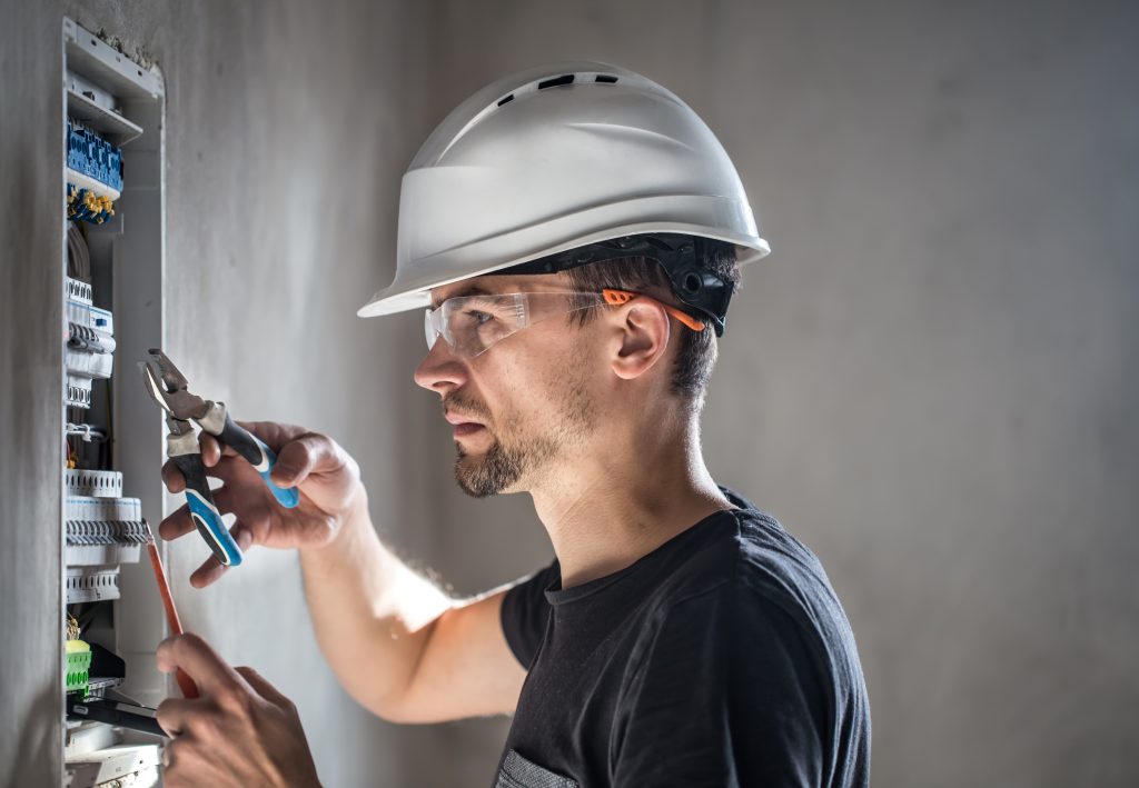 A Homeowner’s Comprehensive List of Essential Electrician Services